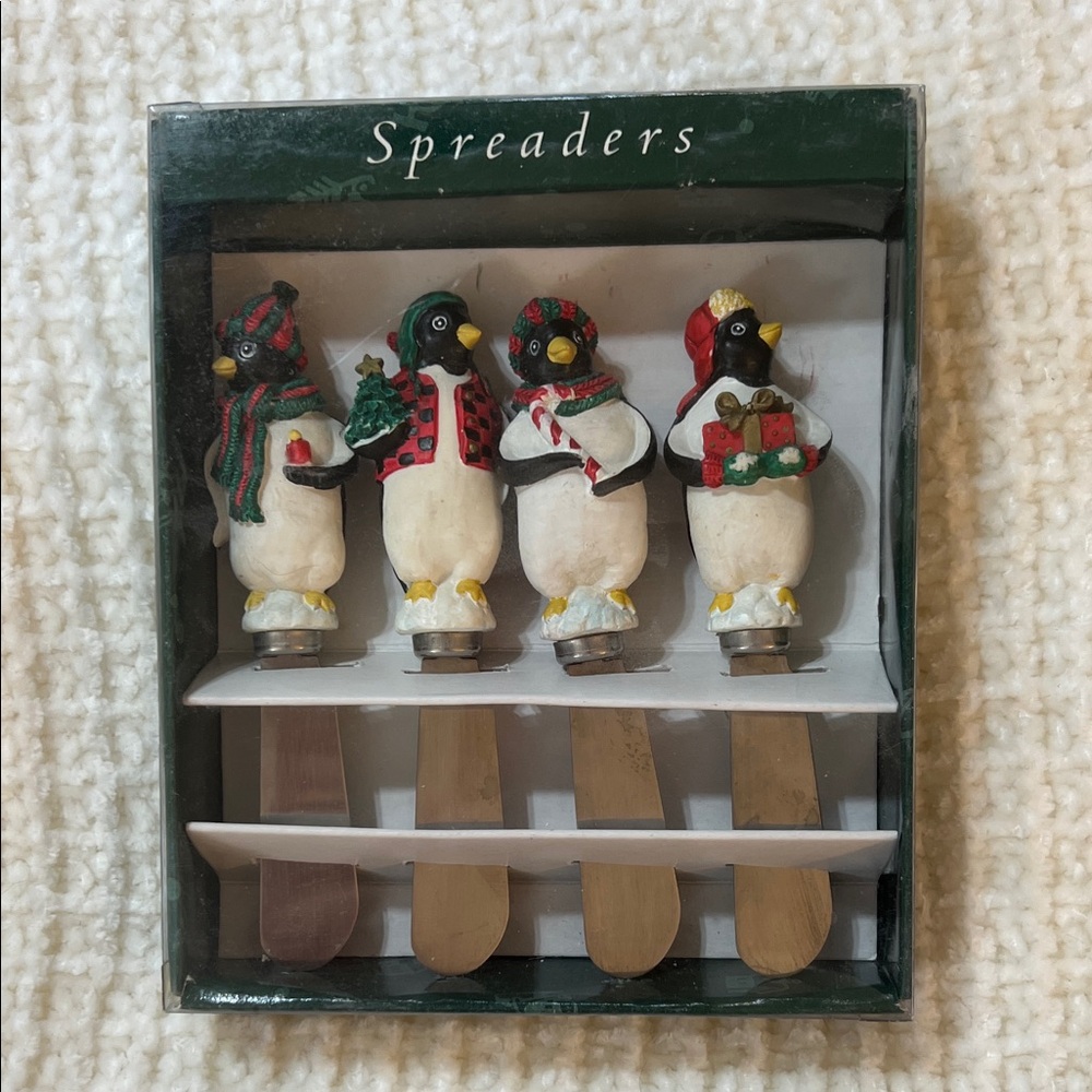 Penguin Holiday Spreader Set